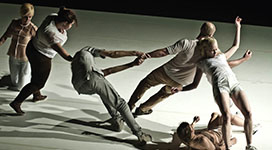 272x150_0032_CARTA-DE-AMOR-AO-INIMIGO_FOTO-Cristiano-Prim-(2)