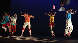 272x150_0038_Album-das-figurinhas_-foto-GIL-GROSSI-(3)
