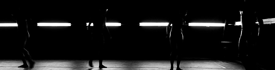 964x245_0030_E-REPENTE-TUDO-FICA-PRETO_FOTO-Sérgio-Caddah-(2)